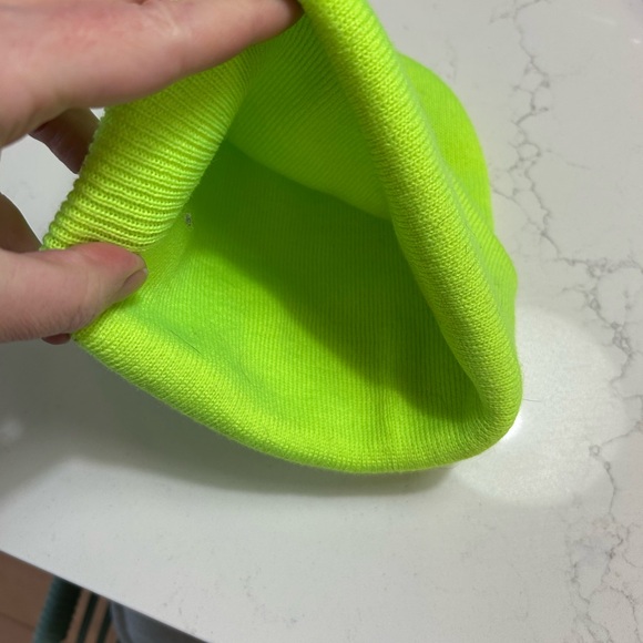 Neon Green toques - Picture 2 of 2